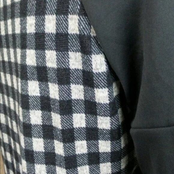 Black White Checkered Pullover Woven Body Sporty L - Picture 4 of 6